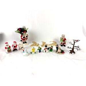 Lot 15+ Vintage Christmas Village Figurines Santa Snowman Reindeer Tree Figures‎